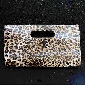 Leopard clutch purse